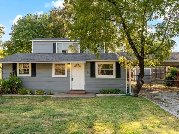707 W Shore Dr, Saint Paul, TX 75098