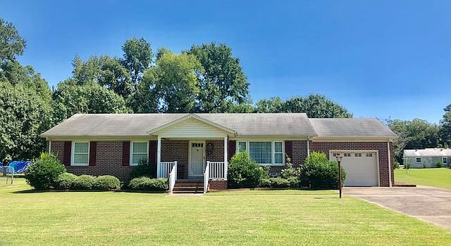 1st image of 508 Lakeside Dr