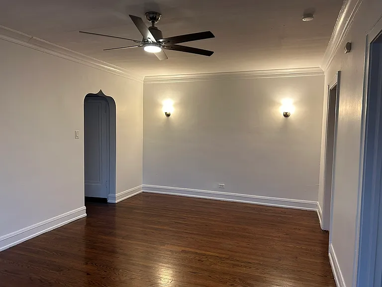 2737 W Lunt Ave #2W — Photo 9