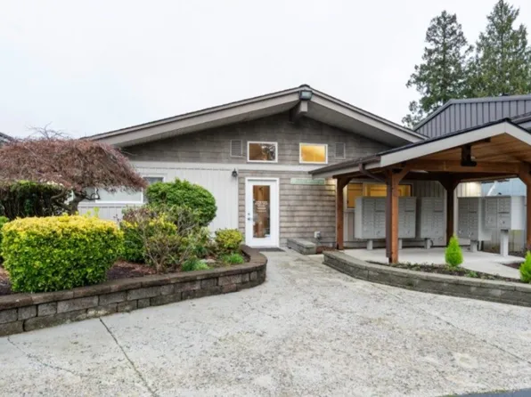 COURTYARD APTS-MUKILTEO