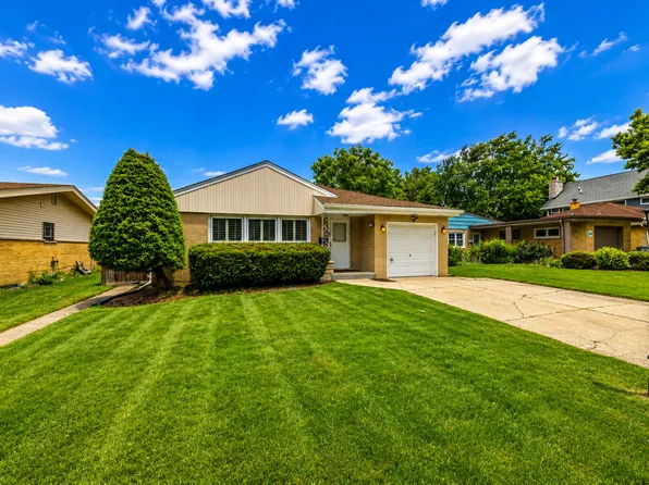 408 S Albert St, Mount Prospect, IL 60056