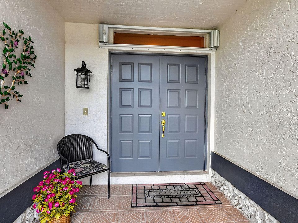 18265 181st Circle S, Boca Raton, FL 33498 | MLS #B26028516 | Zillow