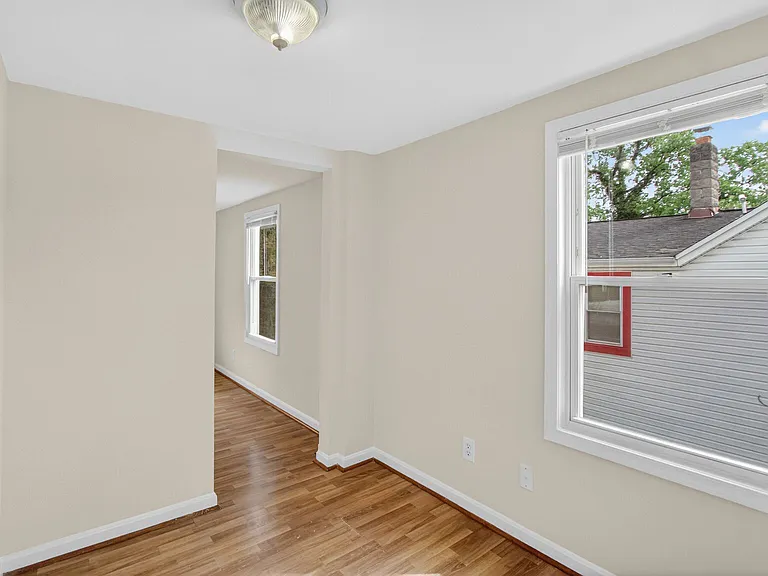 3046 Monroe St NE — Photo 16