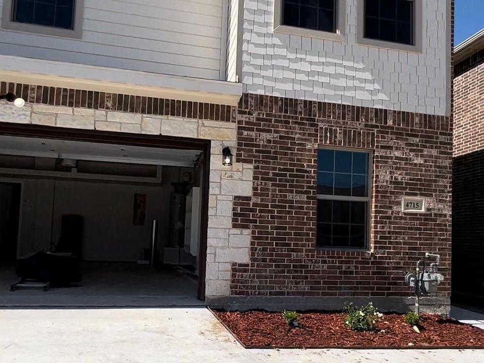 1st image of 4715 Amal Saleh Dr