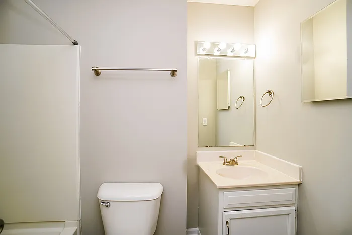 1540 Tall Meadows Dr — Photo 11
