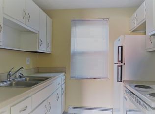 316 W 5th St, Marysville, OH