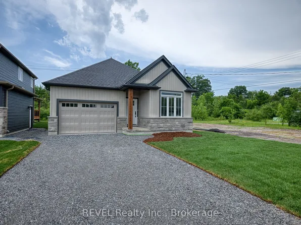 1133 Dipietro St, Fort Erie, ON L2A 4J3