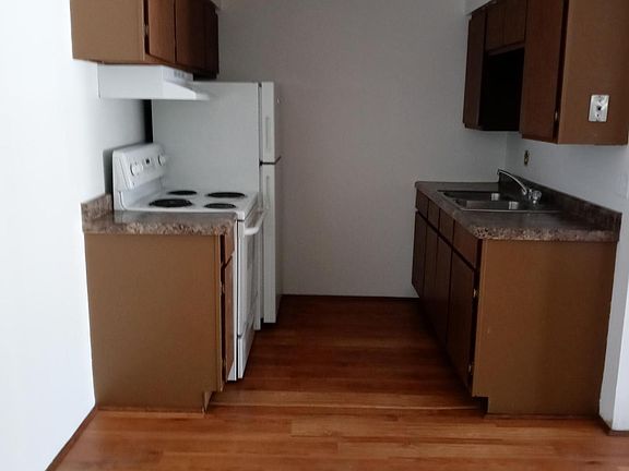 4th image of 2626 9th Ave N #10