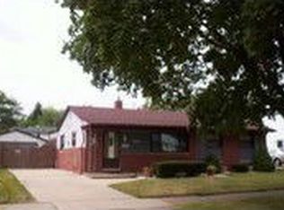 9866 Dudley St, Taylor, MI 48180
