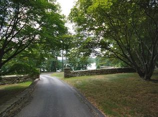 140 Titicus Rd, North Salem, NY 10560