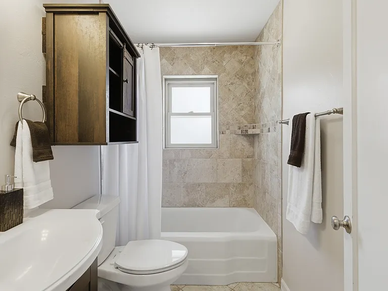2254 S Texas St — Photo 14