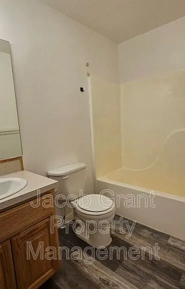 185 Stockham Blvd #4 — Photo 7