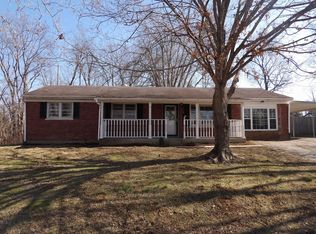 1319 Westview Dr, Frankfort, KY 40601