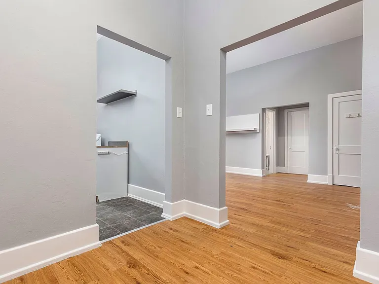 222 W Magnolia Ave — Photo 25