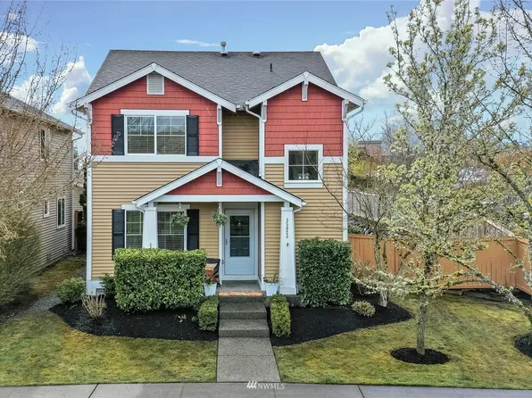 35023 SE Ridge St, Snoqualmie, WA 98065