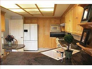5th image of 406 Ives Ter