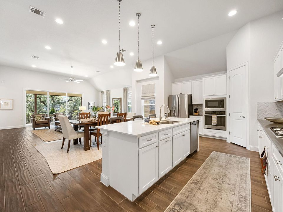 1st image of 8902 Moccasin Path