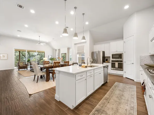 8902 Moccasin Path, Austin, TX 78736