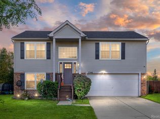 7348 Homestead Rd, Ypsilanti, MI 48197