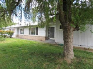 2297 SW Allen Creek Rd, Grants Pass, OR 97527