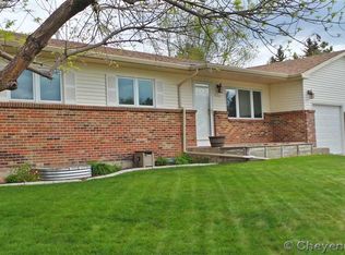 4100 Everton Dr, Cheyenne, WY 82009
