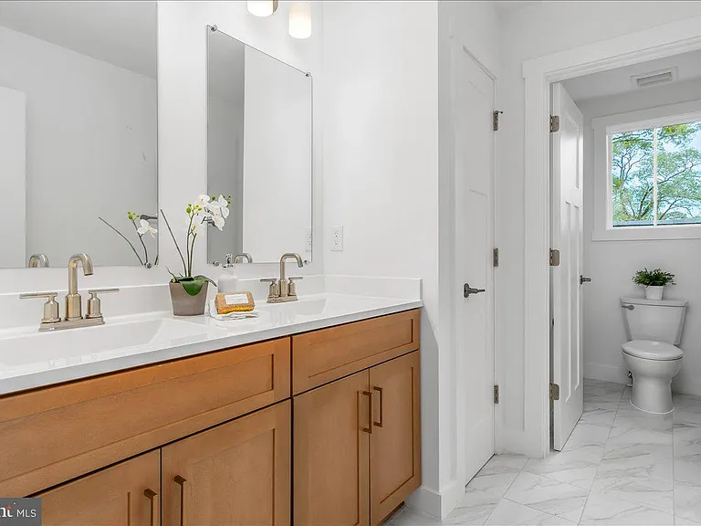 807 Radcliff Ave — Photo 34
