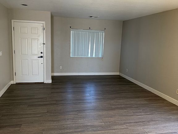 5th image of 10102 N 116th Ln
