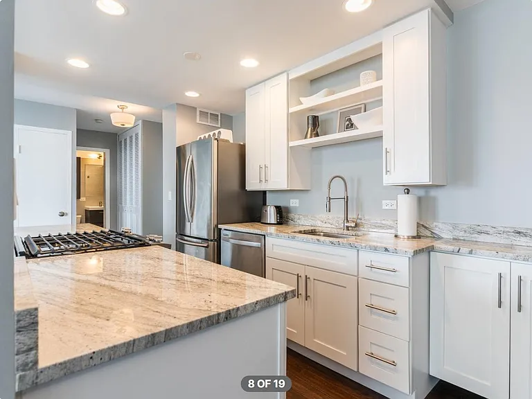 3440 N Lake Shore Dr #15E — Photo 4