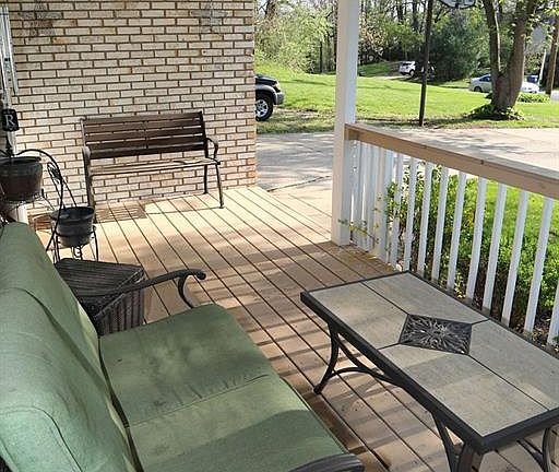 3rd image of 451 Cresthill Dr