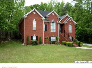 218 Briarwood Dr, Columbiana, AL 35051