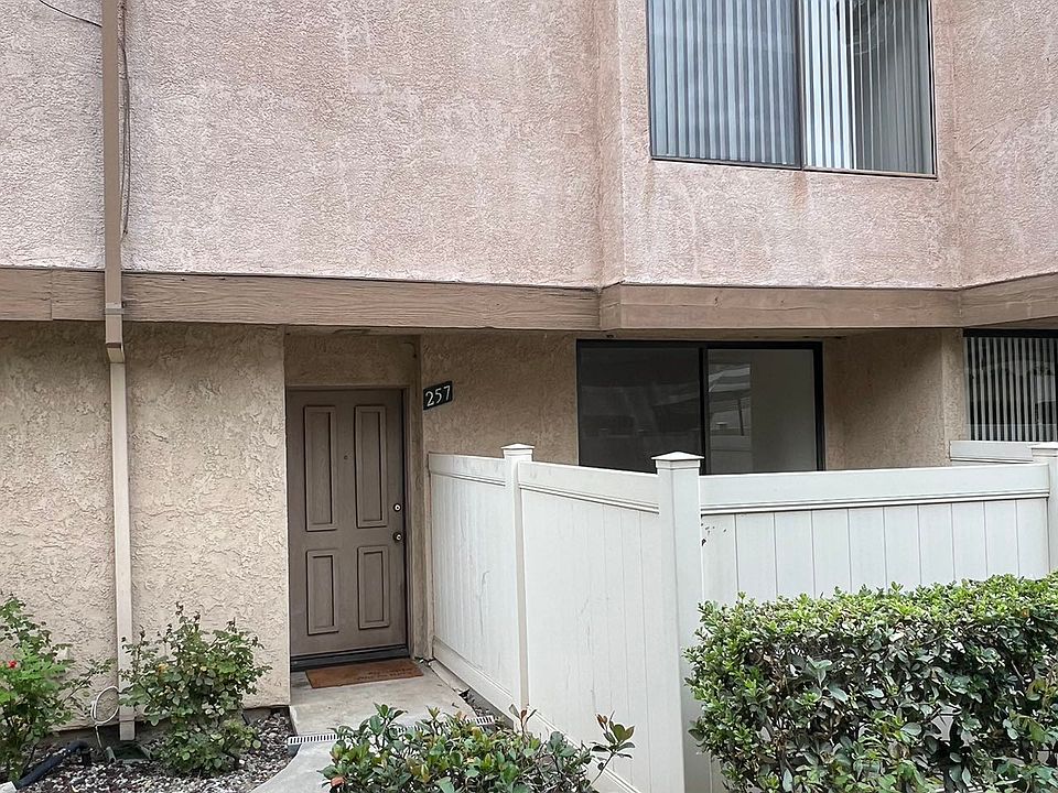 1st image of 257 S Sentous Ave