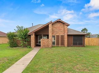 2000 Arles Ln, Carrollton, TX 75007