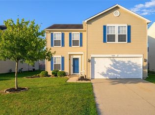 9389 W Rising Sun Dr, Pendleton, IN 46064