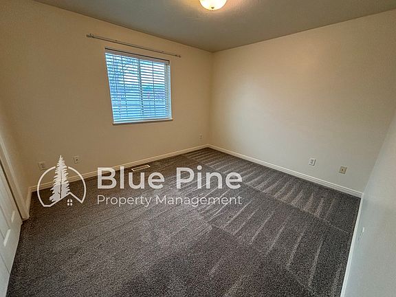 5th image of 1228 S Oakmeadow Cir Unit 1