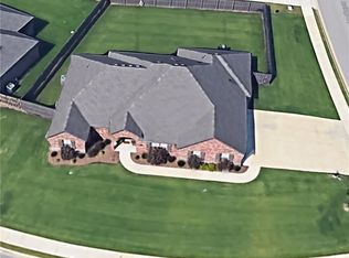 1020 Quail Hollow Dr, Bentonville, AR 72713