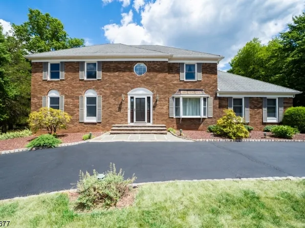 6 Kilmer Dr, Hillsborough Twp., NJ 08844