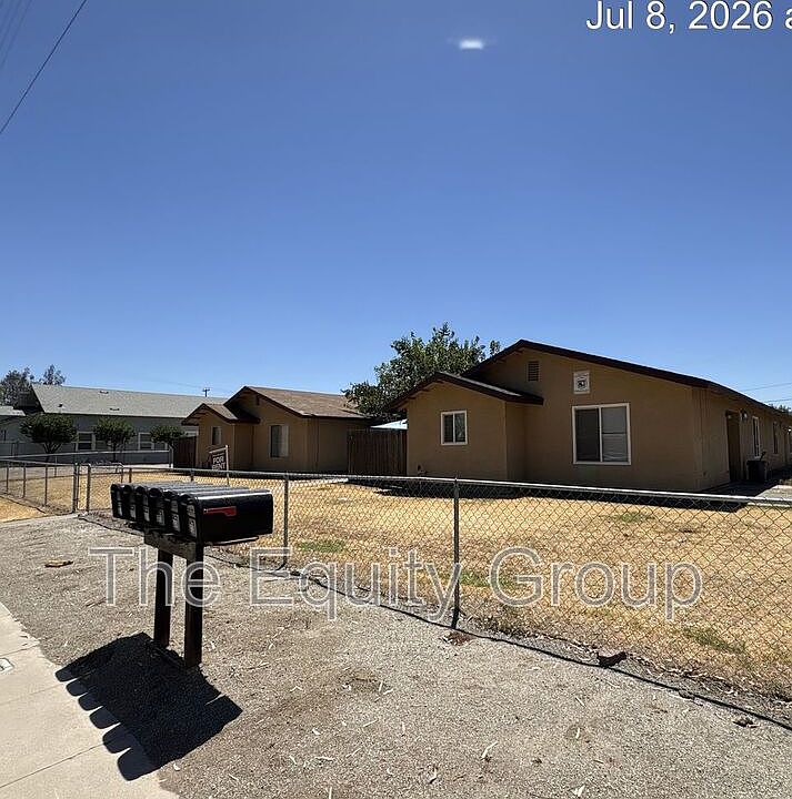 1st image of 317 W 3rd St