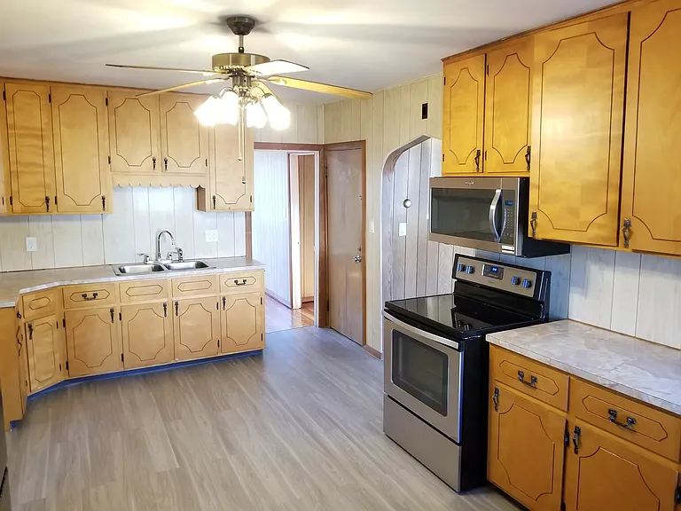 880 Logee St #1 — Photo 1
