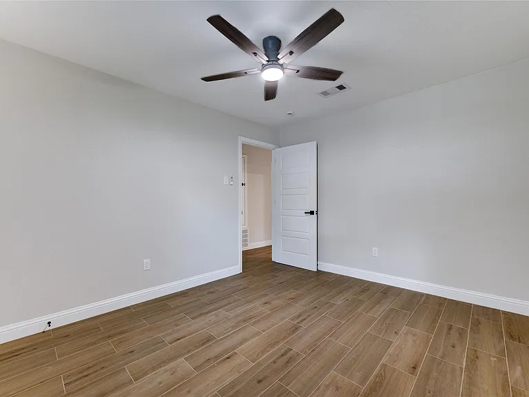3538 Truxton Dr — Photo 30
