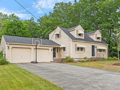 3 Butternut Ln, Methuen, MA, 01844