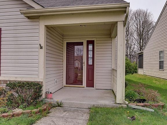2nd image of 5837 Brobeck Ln