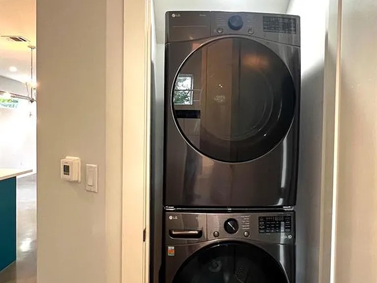 1404 Marcus Pl #2 — Photo 19
