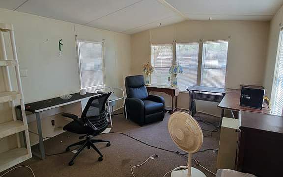 5th image of 1208 Lee St #16