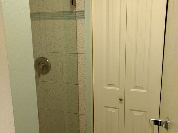 5th image of 1303 Alpine Ave APT 11A