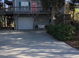 5703 Emerald Dr, Emerald Isle, NC 28594