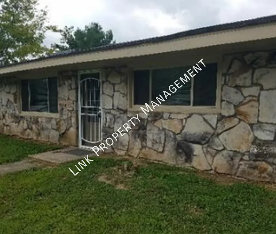 Coming October! Charming 2 Bedroom Duplex Off Hwy 58 Near 153 — Photo 1