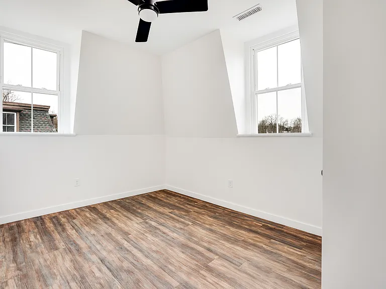 81 Market St #3 — Photo 7