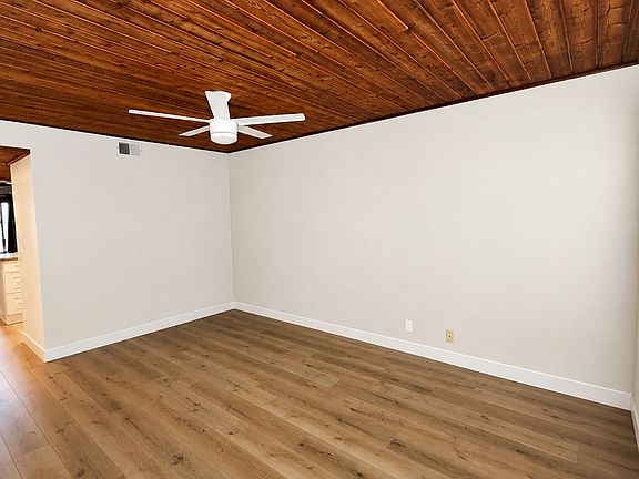 2nd image of 41826 Brownie Ln #4