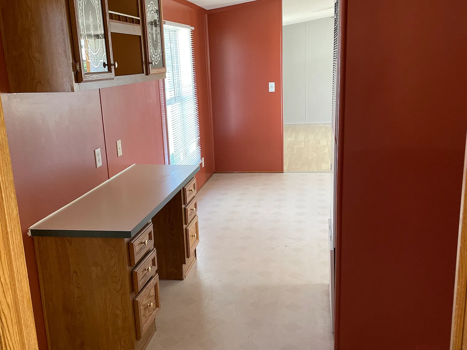 3 bed, 1200 sqft, $1,500 — Photo 4