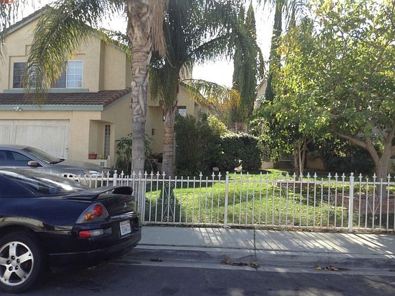 4th image of 15527 Carrera Dr